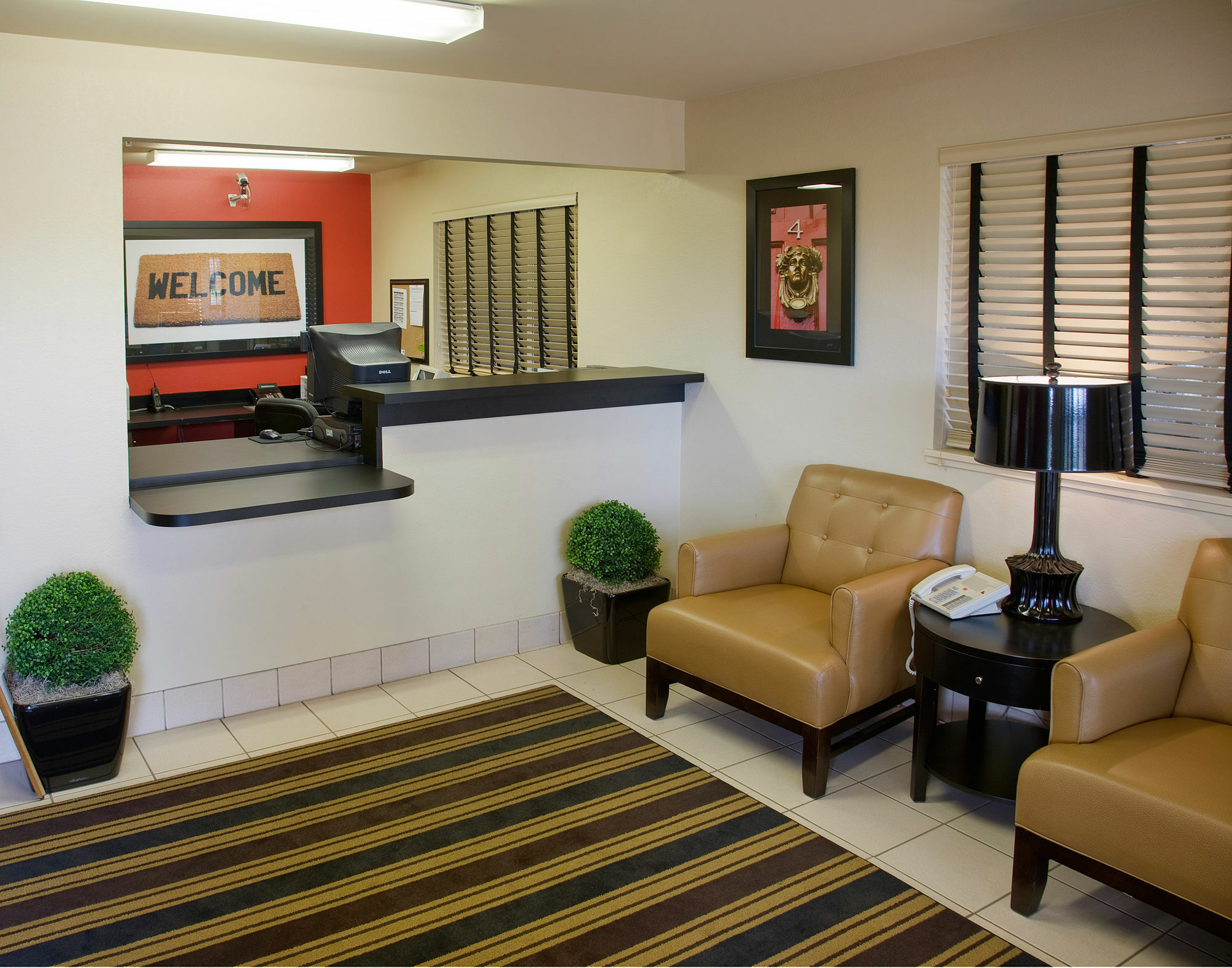 Extended Stay America Select Suites - Greensboro - Wendover Ave - Big Tree Way Interior photo
